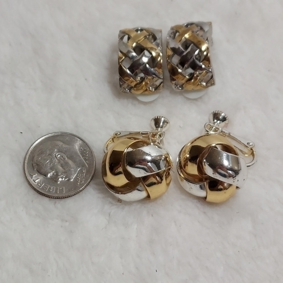 None Jewelry - Mixed Silver and Goldtone Metal small non pierced earrings lot‎ of two